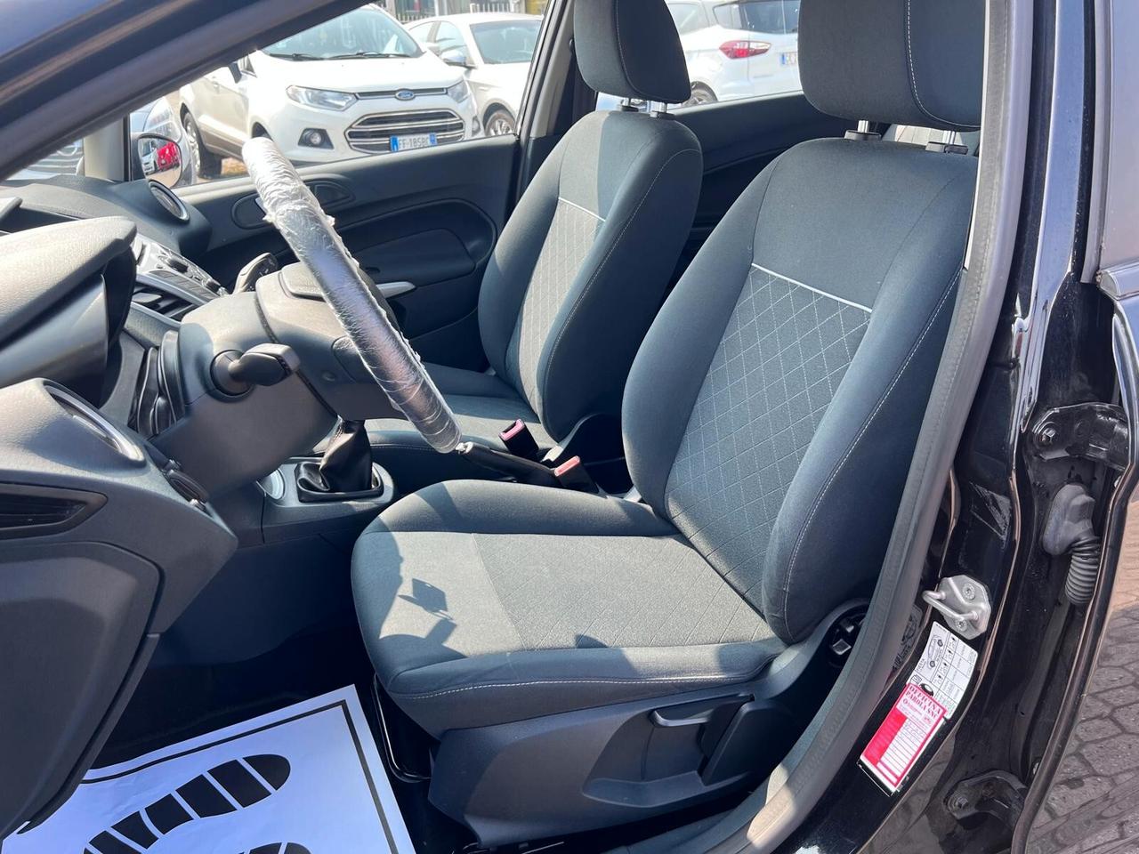 Ford Fiesta Ikon 1.4 TDCi 70CV 5p. Business