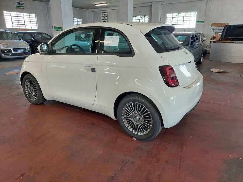 FIAT 500 Icon Berlina - promozione del mese!!!