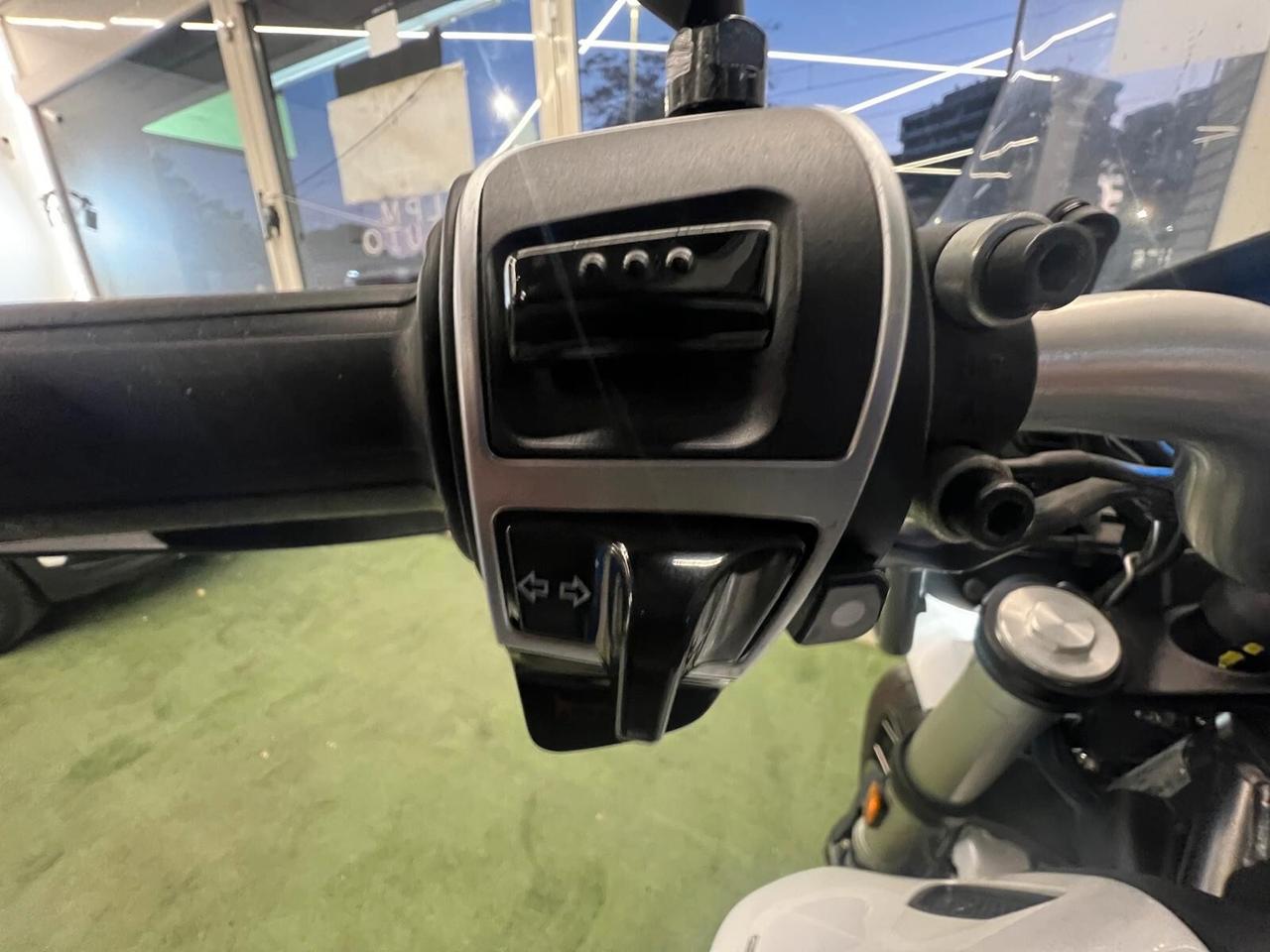 Moto Guzzi V85 TT KM 3.557 CERTIFICATI*NO VINCOLI FINANZ*UNIPRO ENDURO STRADALE ED LIMITATA