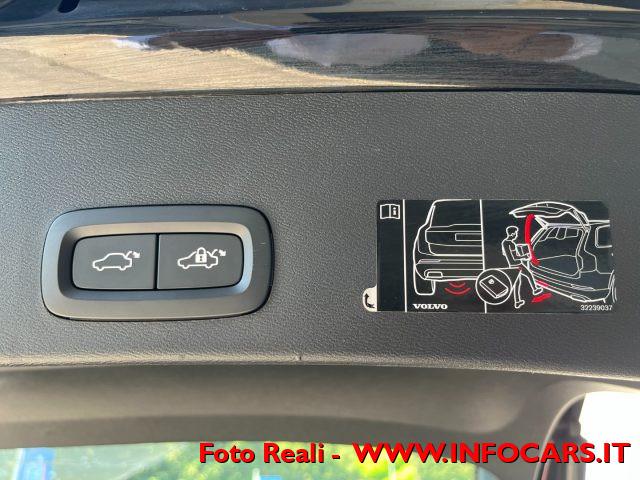 VOLVO XC40 T4 Recharge PHEV Inscription Expression PROMO !