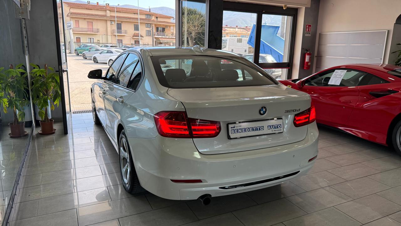 BMW 320 D SPORT BERLINA