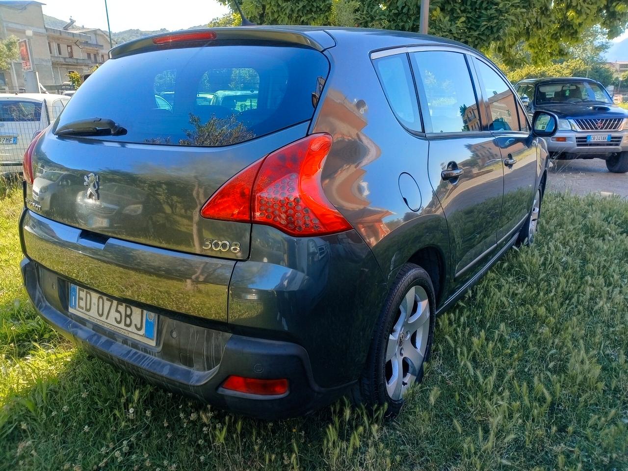 Peugeot 3008 1.6 HDi 110CV