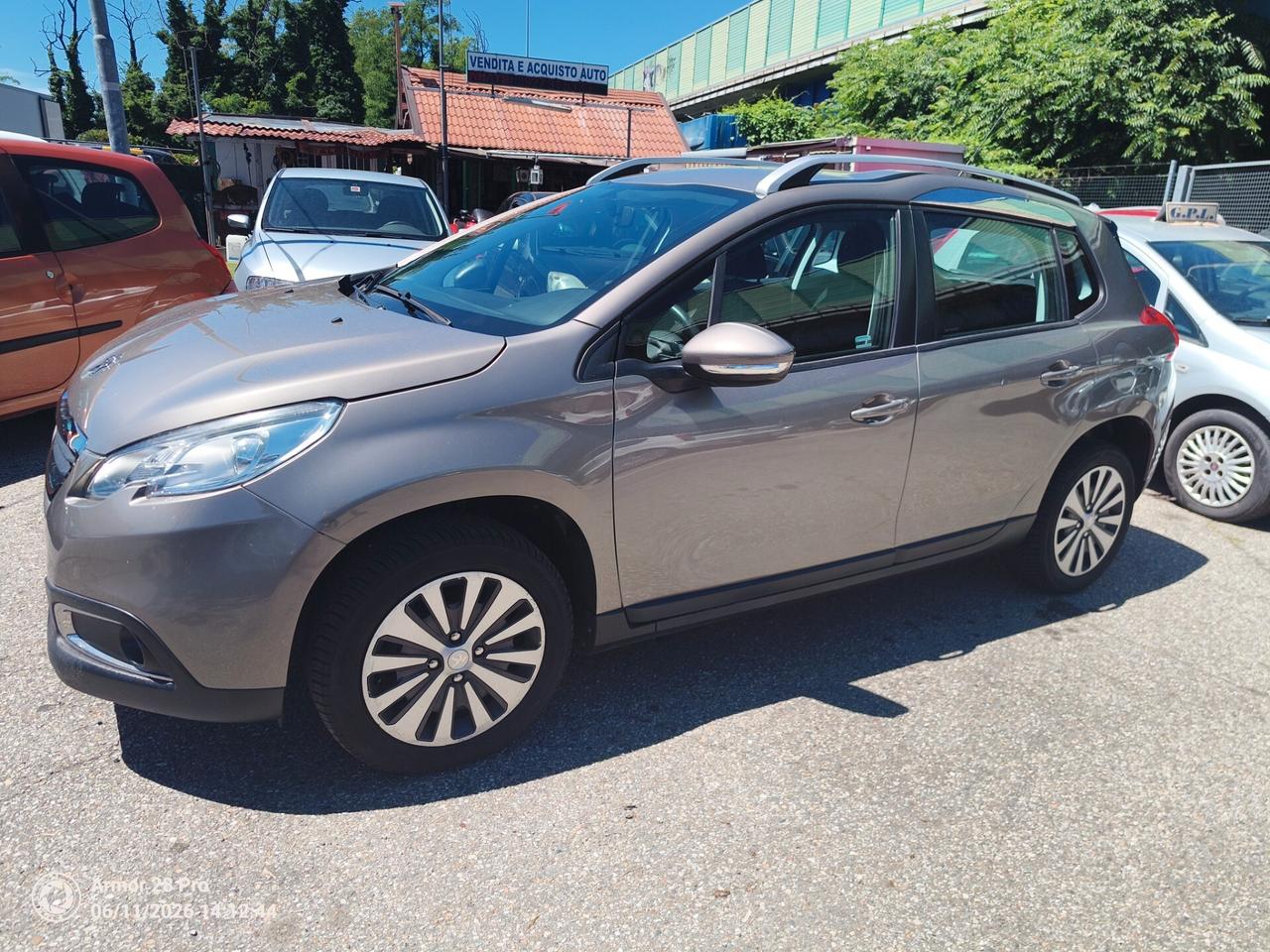 Peugeot 2008 1.2 e-VTi 82CV Stop&Start robotizzato Active
