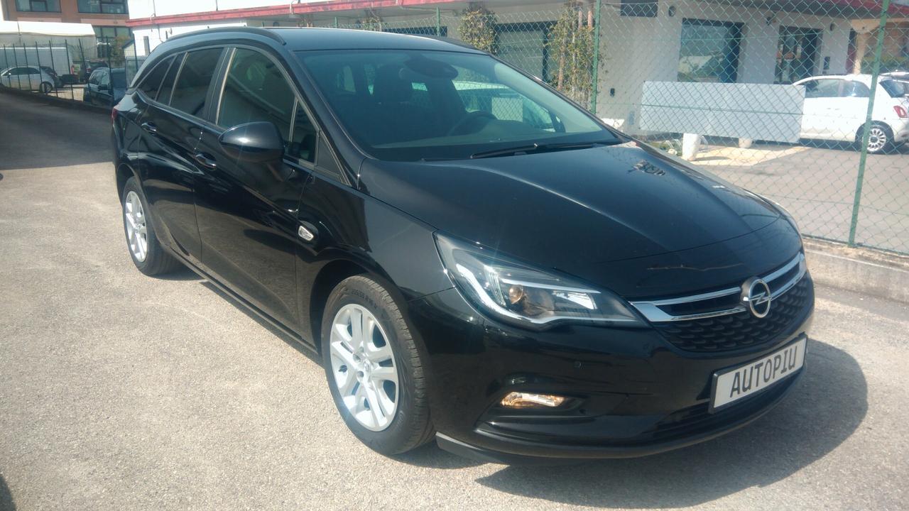 Opel Astra 1.6 CDTi 136CV Sports Tourer Business - Garanzia