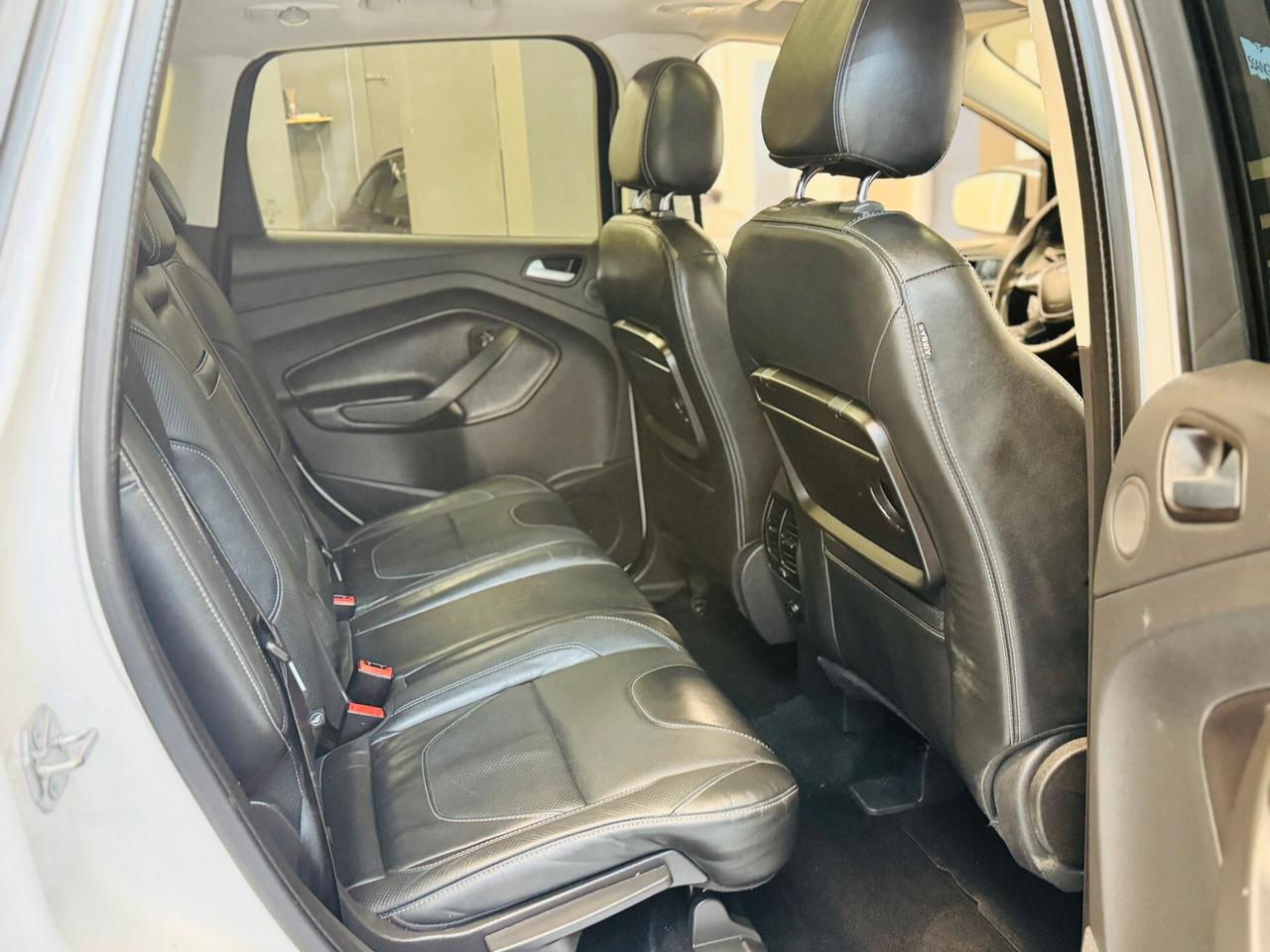 Ford Kuga 2.0 TDCI 180 CV S&S 4WD Powershift Titanium X