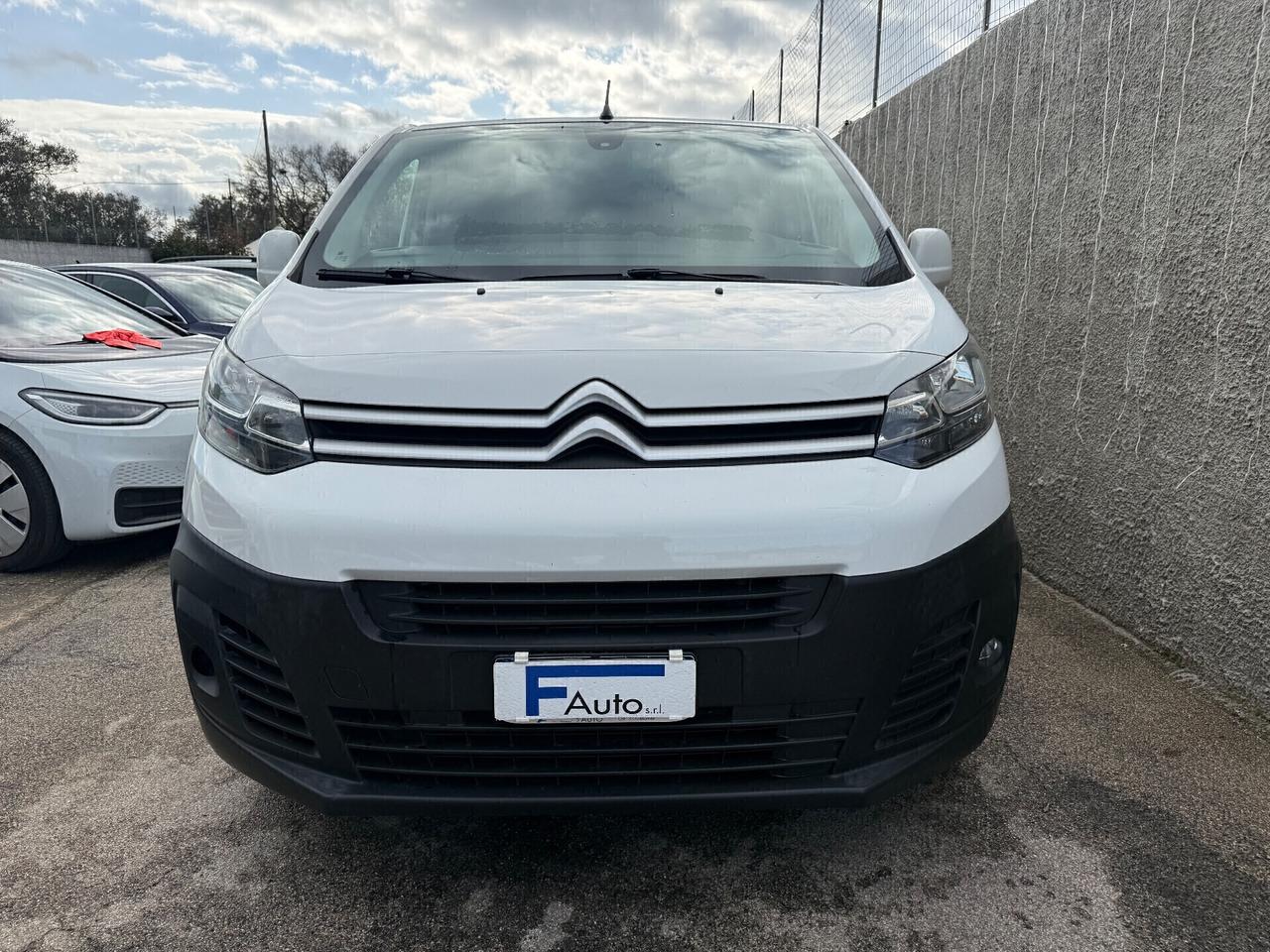 Citroen Jumpy BlueHDi 122cv(90kw),clima,bluetooth,cruise,ecc.