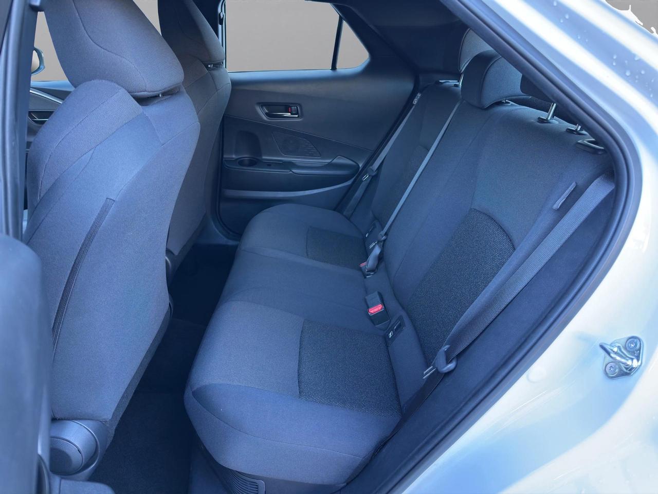 Toyota C-HR 1.8 hev Active fwd e-cvt