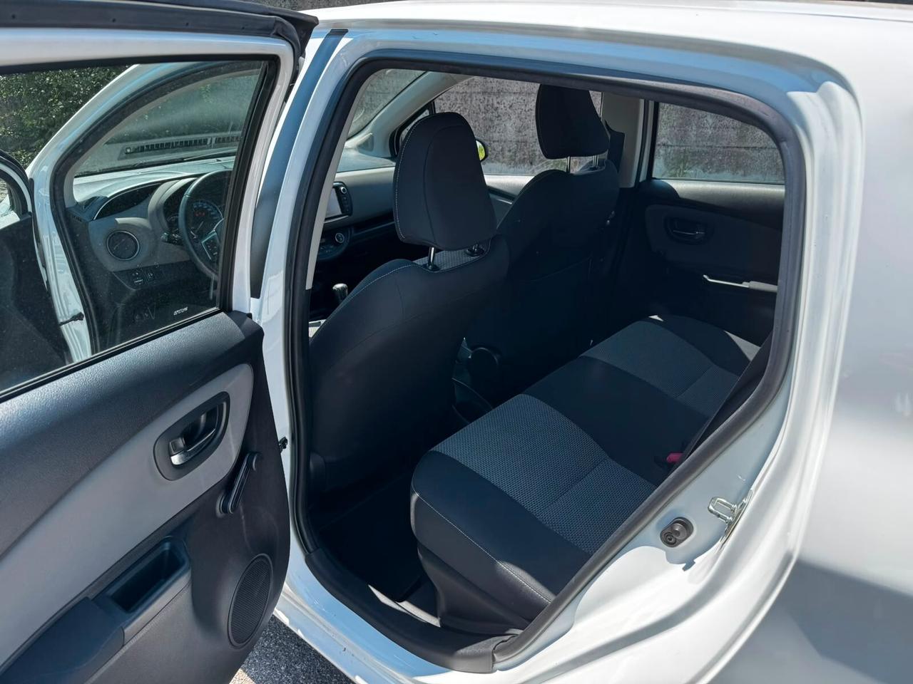 Toyota Yaris 1.5 Hybrid 5 porte Active