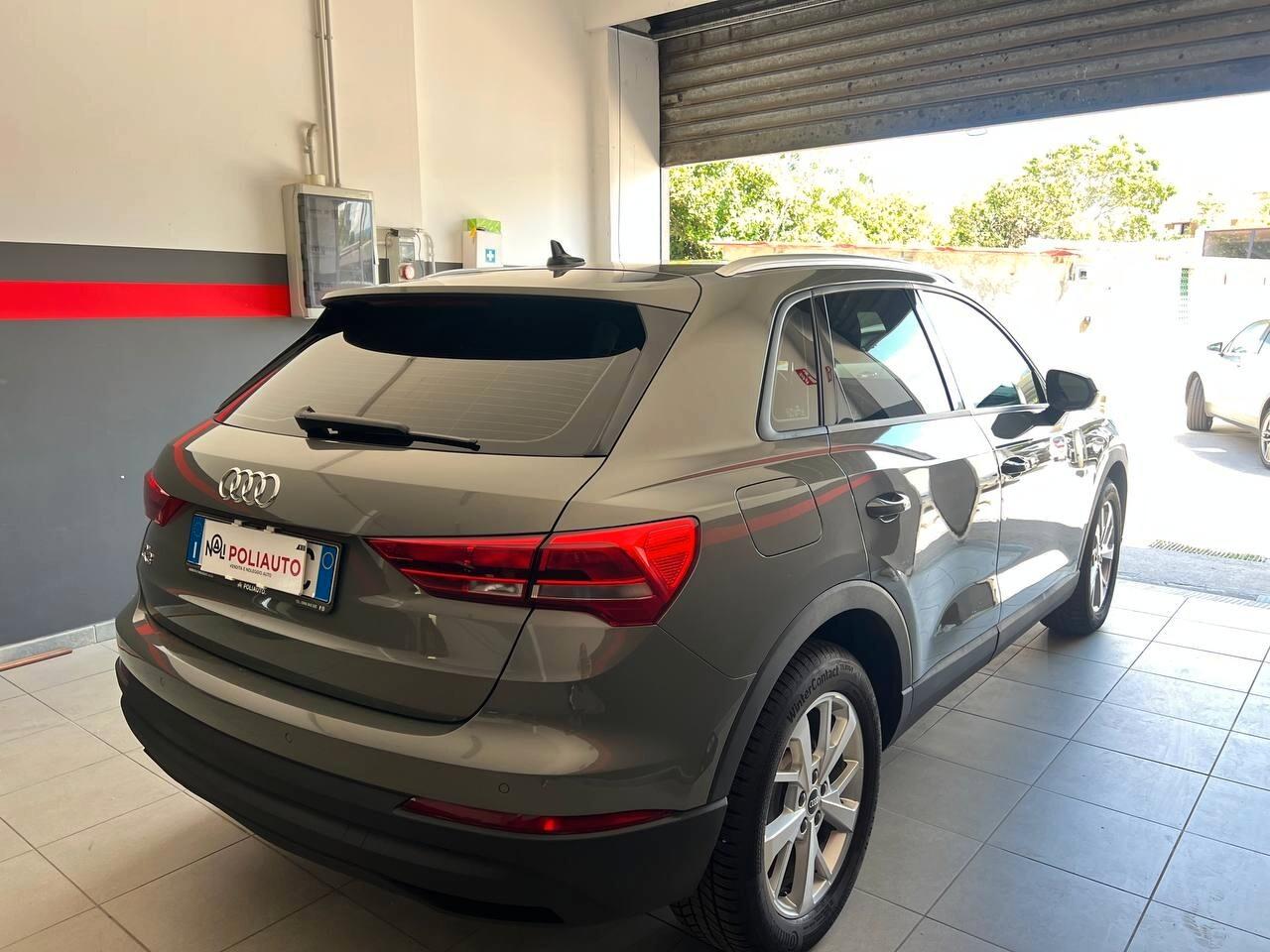 Audi Q3 35 TDI S tronic Business Advanced