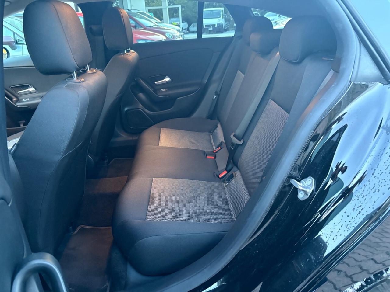 Mercedes-benz CLA 180 d Automatic Shooting Brake Executive