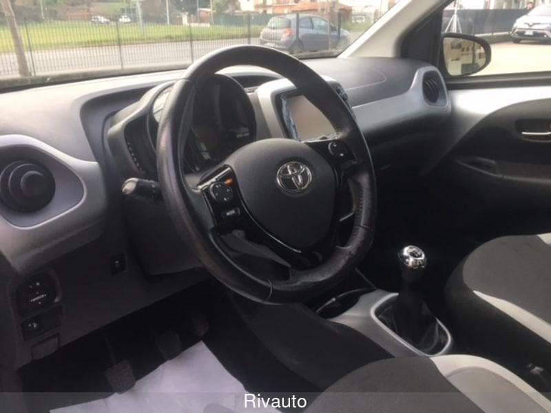 Toyota Aygo Aygo 1.0 VVT-i 69 CV 5 porte x-play TSS