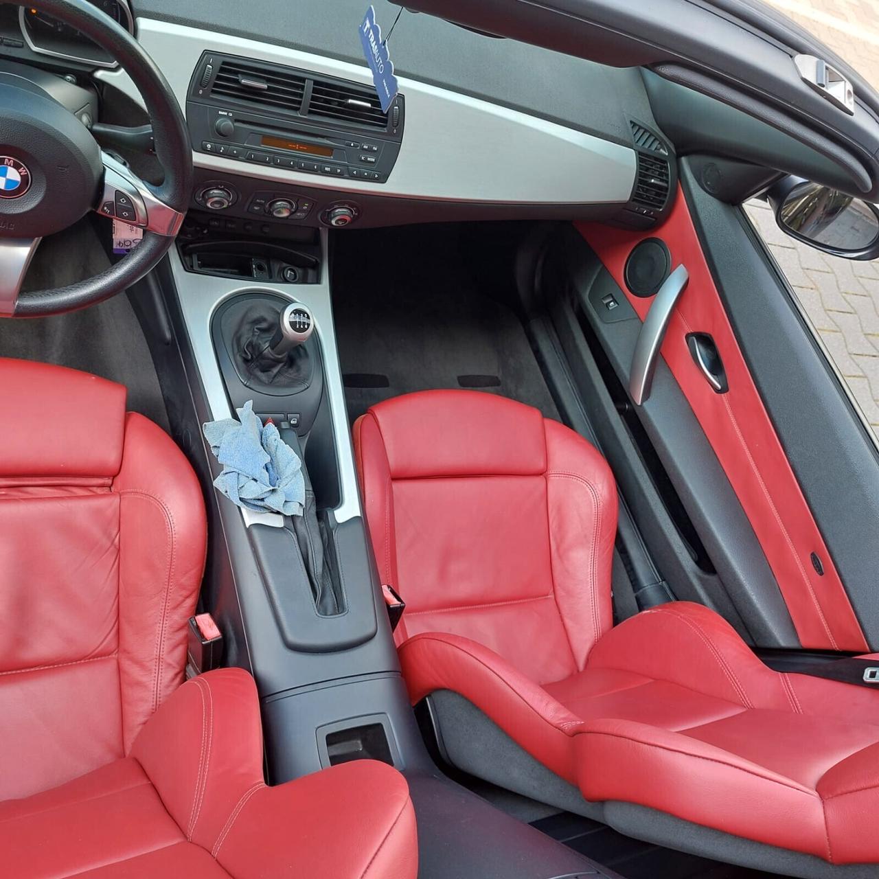 Bmw Z4 2.0 Black-Sapphire, Individual
