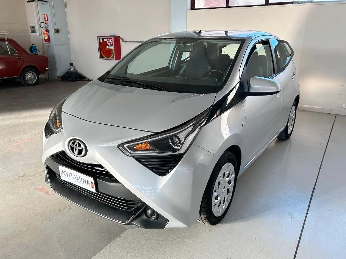 Toyota Aygo 1.0 VVT-i 72 CV 5 porte x-cool