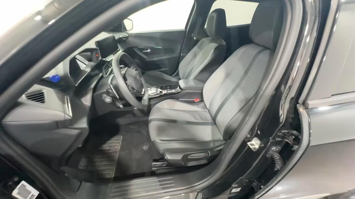 Peugeot 2008 PureTech 130 S&S EAT8 Allure Pack