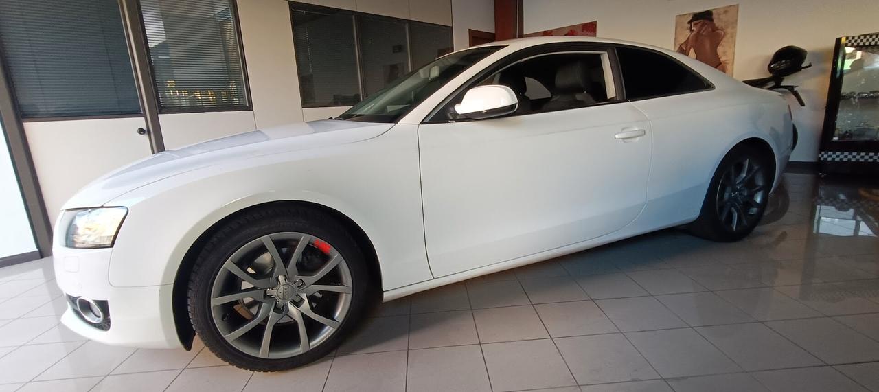 Audi A5 2.0 TFSI 211 CV multitronic Ambition