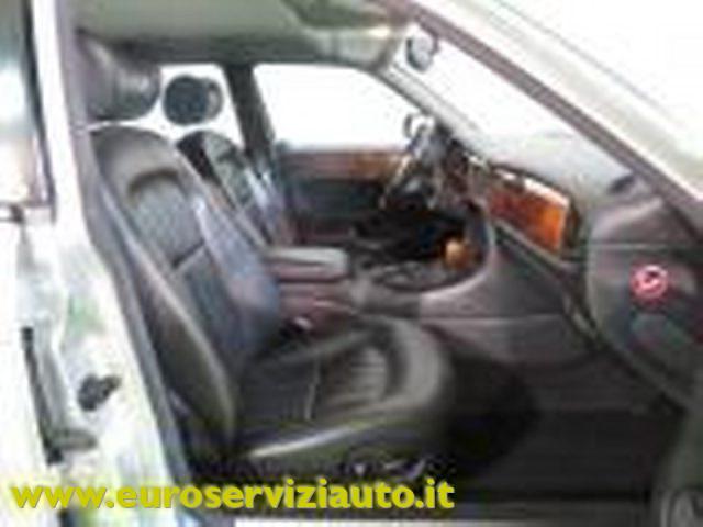 JAGUAR XJ 4.0 cat Executive
