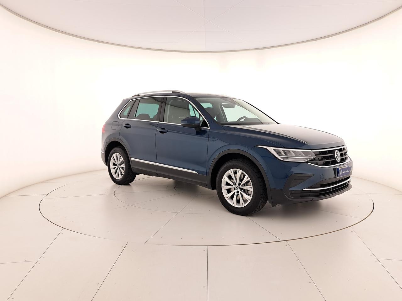 Volkswagen Tiguan 1.4 tsi eh life dsg
