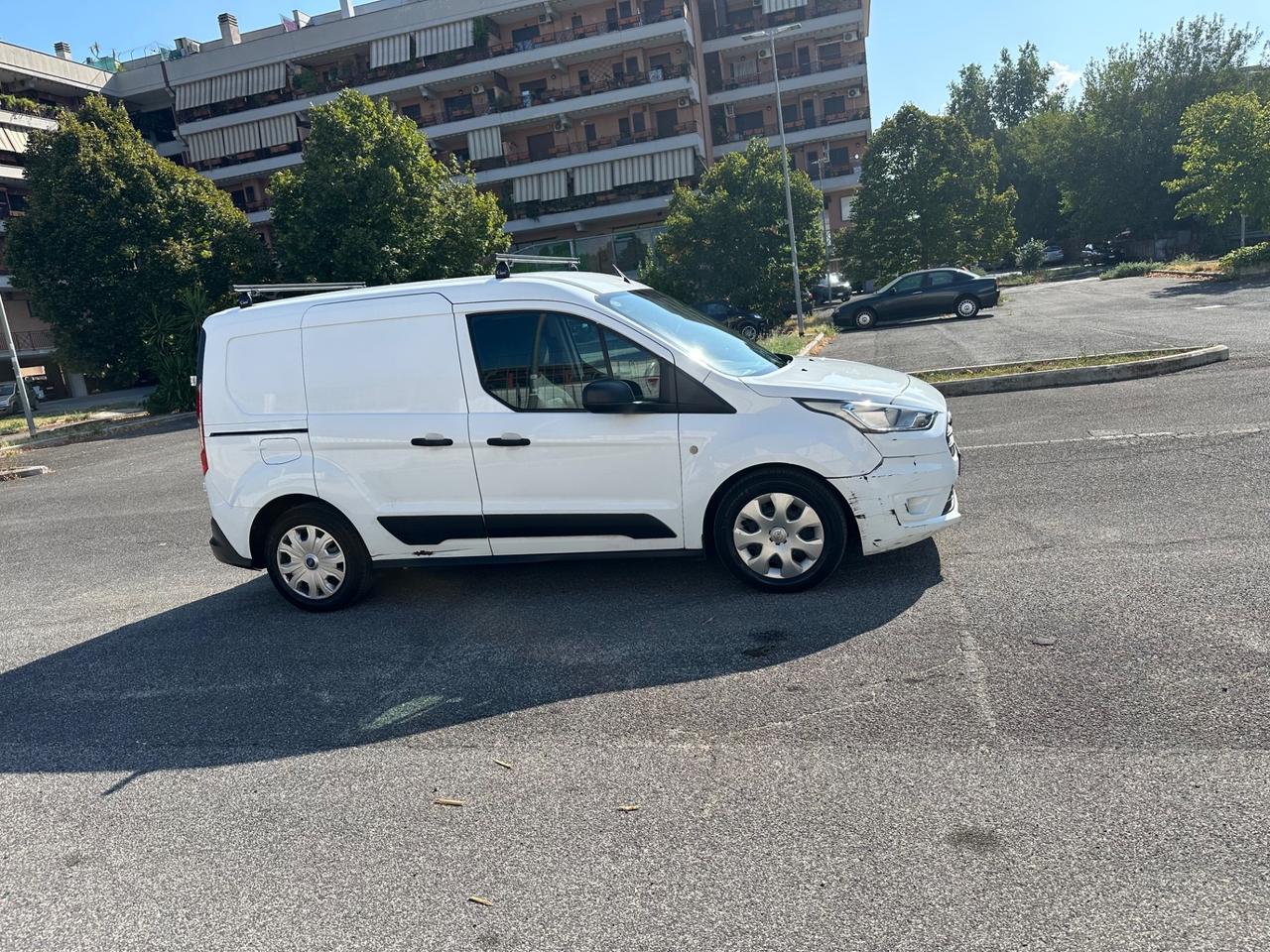 Ford Tourneo Connect 1.5 TDCi 120 CV Titanium