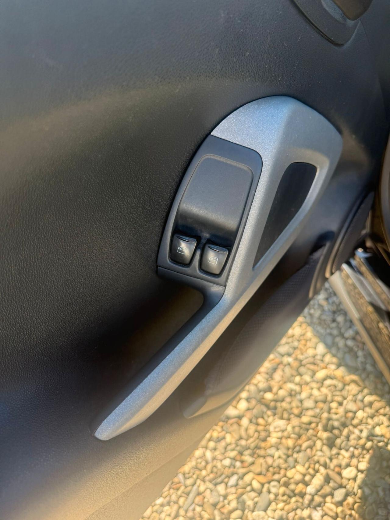 Smart ForTwo 1000 52 kW coupé pure