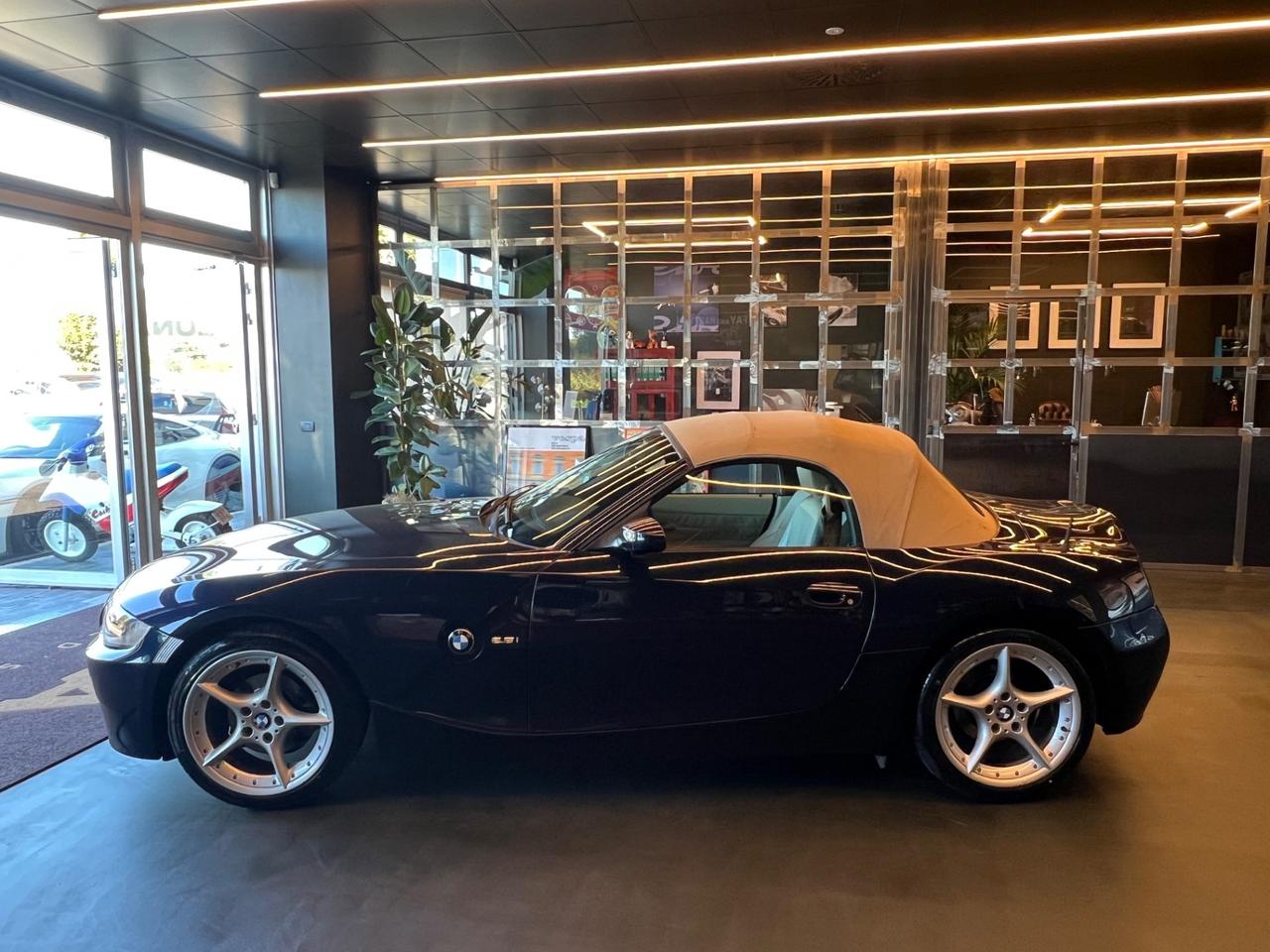 Bmw Z4 2.5i cat Roadster -Manuale-