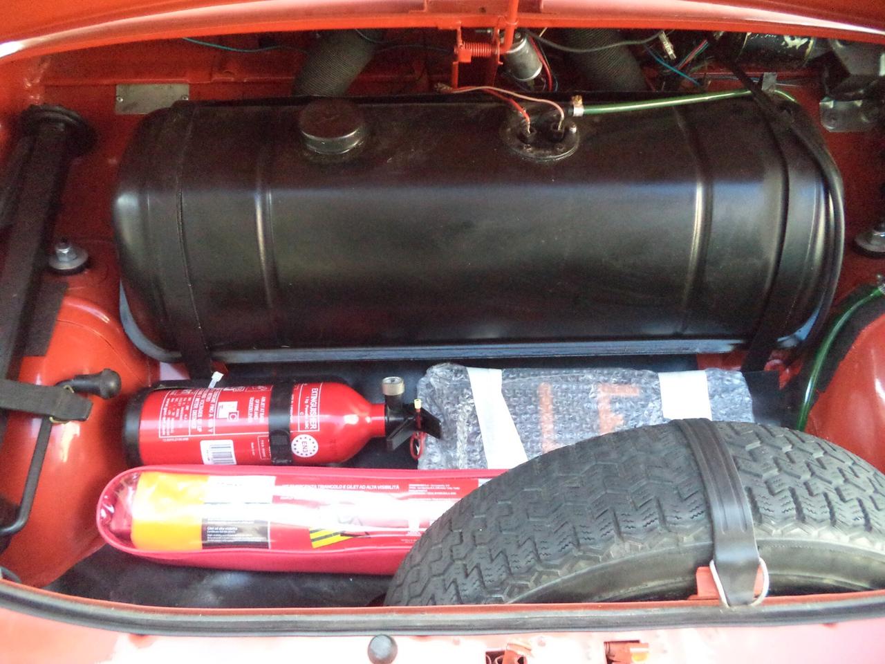 FIAT 500L ORANGE DEL 1970 CON 21000 KM PERFETTA
