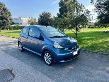 Toyota Aygo 1.0 12V VVT-i 5 porte Sol Adatta per neopatentati