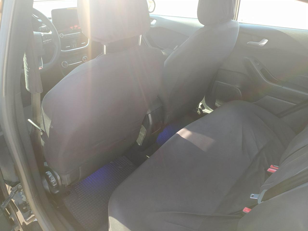 Ford Fiesta Titanium 1.1 75 cv GPL #11526