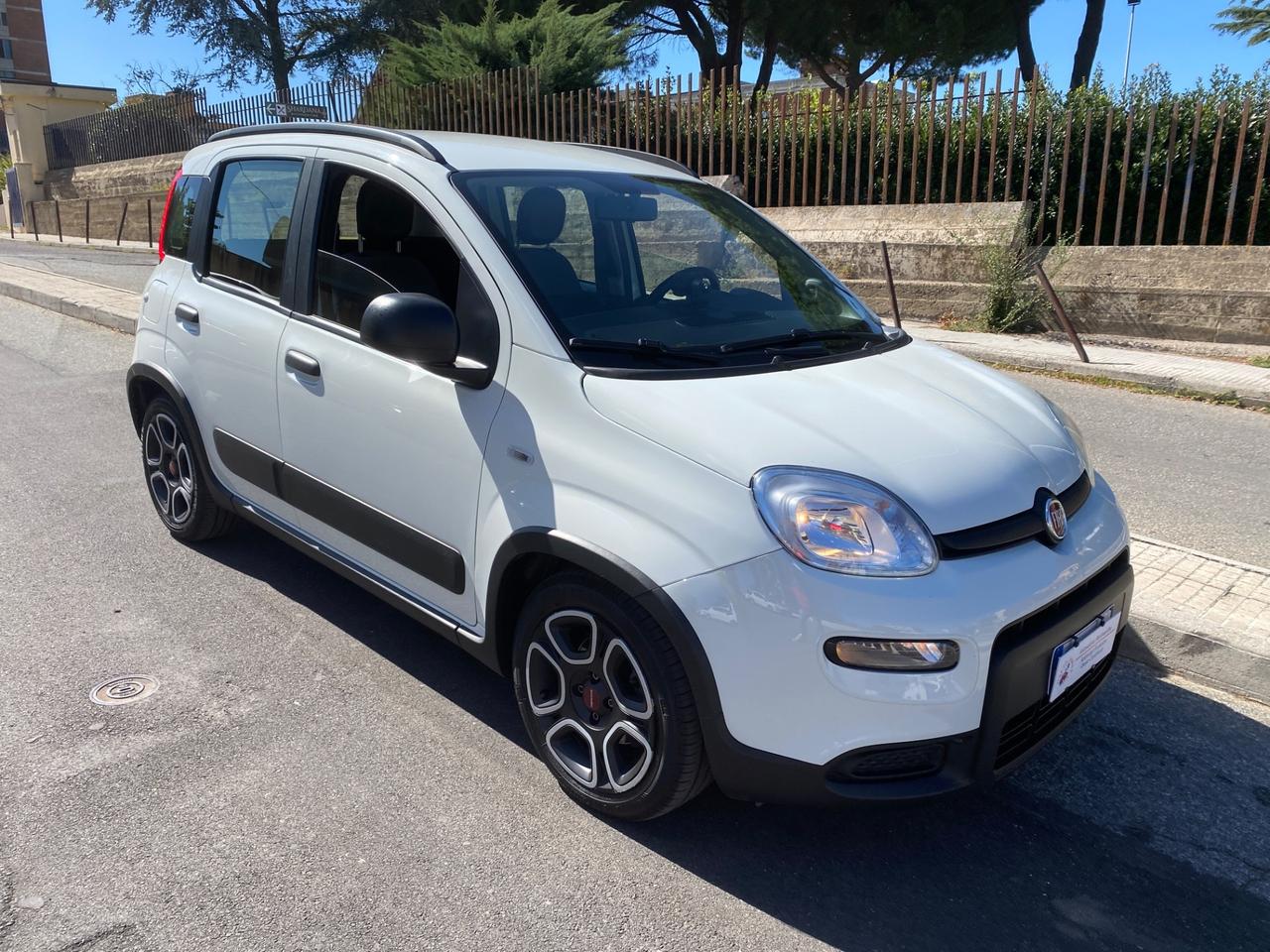 Fiat Panda 1.0 FireFly S&S Hybrid City Cross