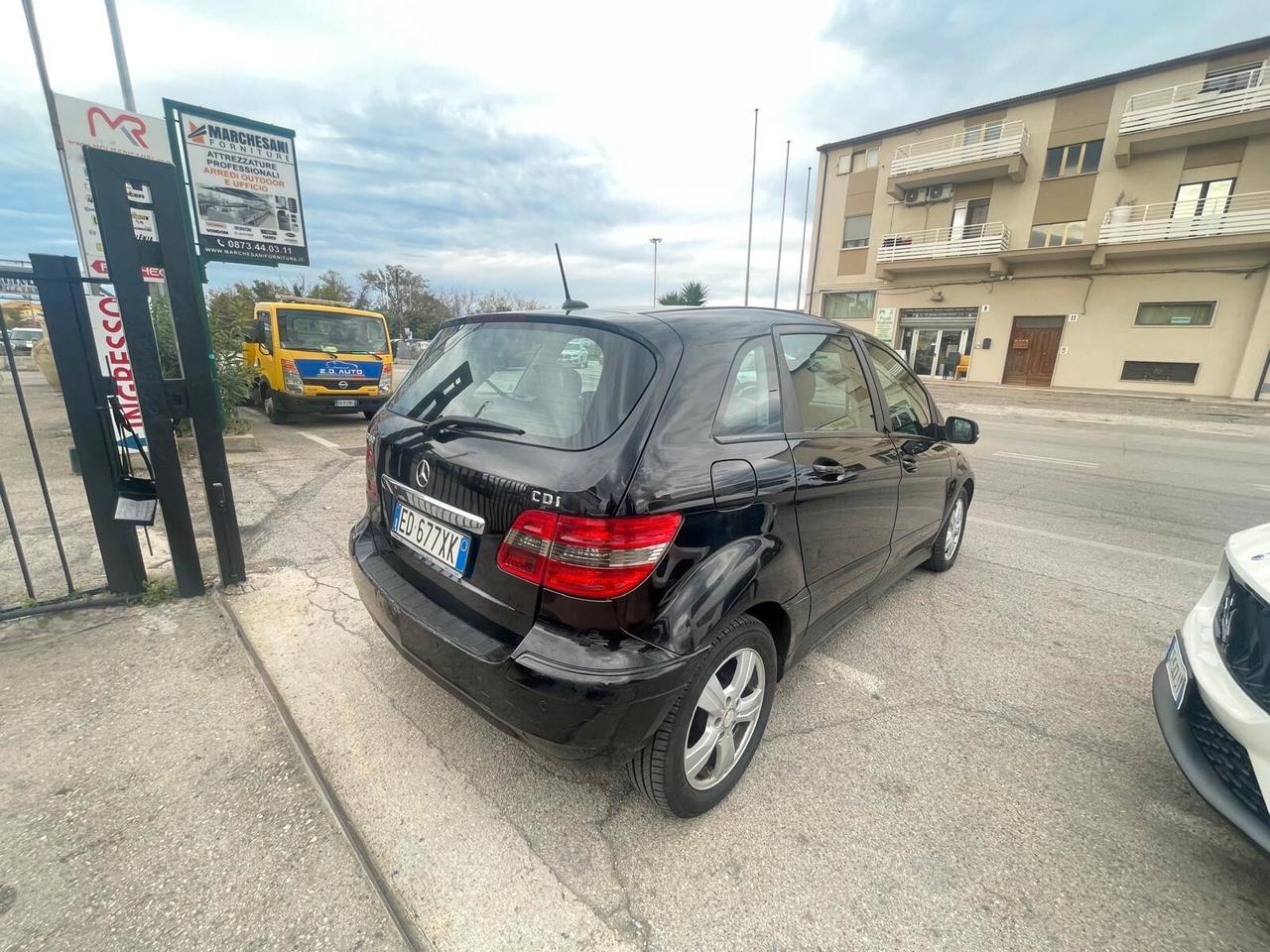 Mercedes-benz B 180 CDI Premium