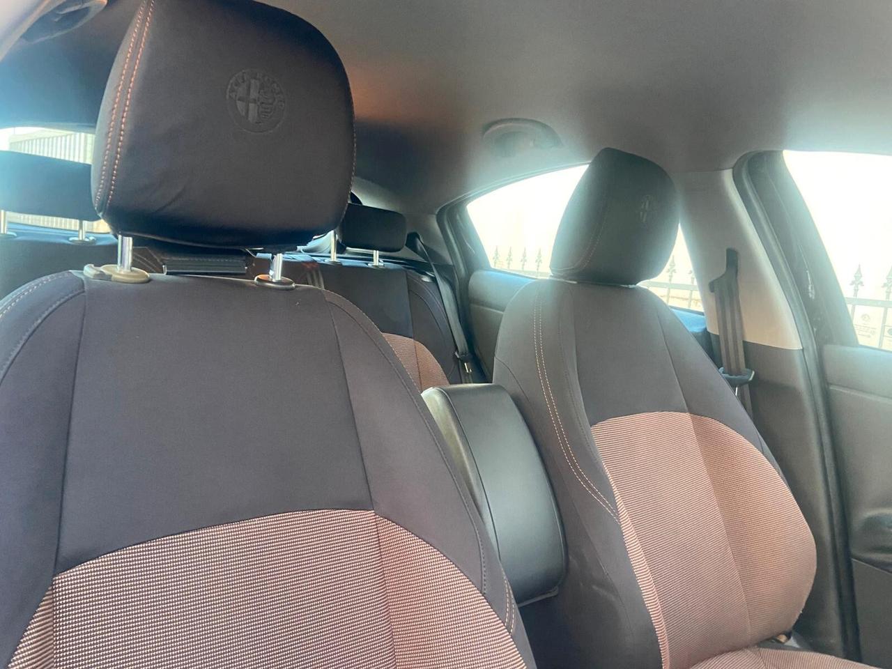 Alfa Romeo Giulietta 1.6 JTDm-2 105 CV Exclusive