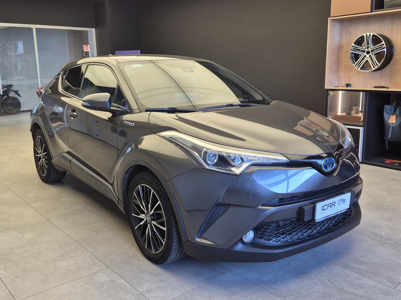 TOYOTA C-HR 1.8h Style 2wd e-cvt