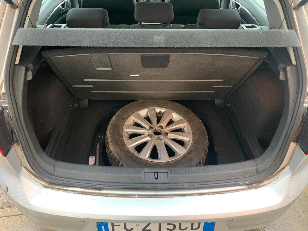 Volkswagen Golf VII 1.6 TDI 90 CV Neopat. Unicoprop.