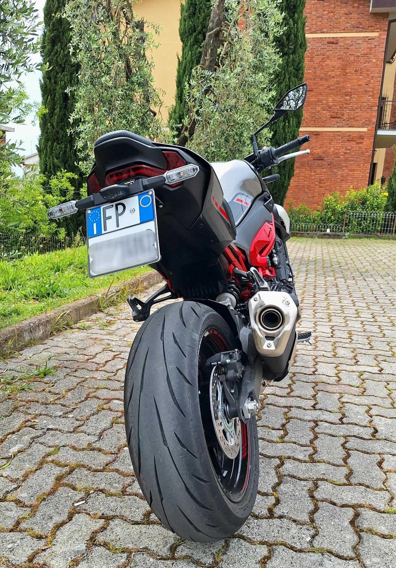 Kawasaki Z 900 - PARI AL NUOVO