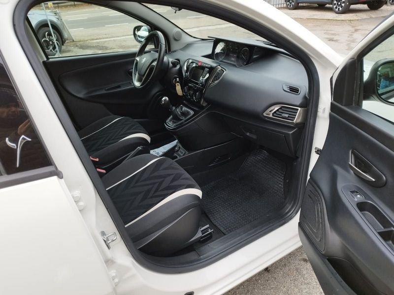 Lancia Ypsilon Ypsilon 1.3 MJT 16V 95 CV 5 porte S&S Gold 338.7575187 MASSARI MARCO