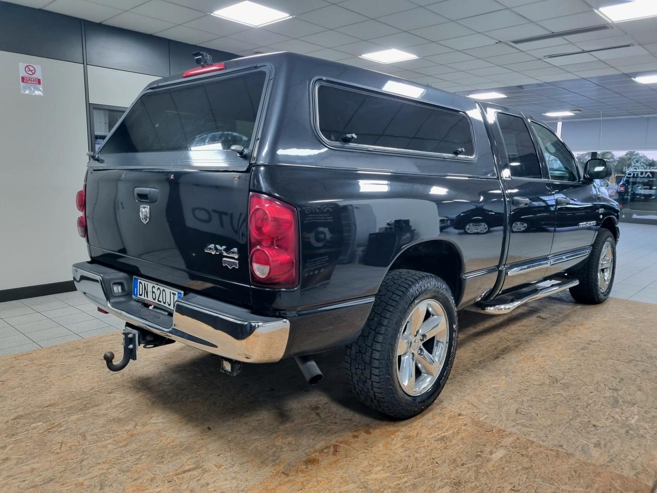 DODGE RAM 5.7 BENZINA V8 CREW CAB LARAMIE 1500