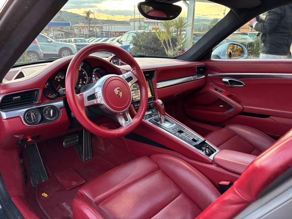 Porsche 911 3.8 Turbo Coupé 2014/ KM 103.000 Tua a soli 1.399 Euro al mese