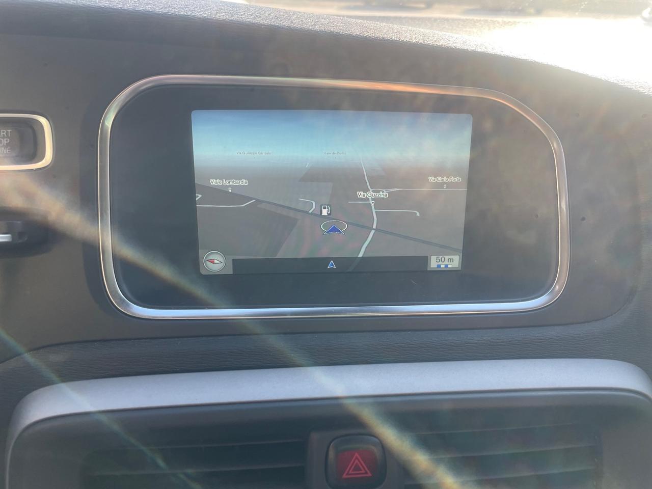 Volvo V40 Cross Country D4 Geartronic Momentum - Nessun vincolo -