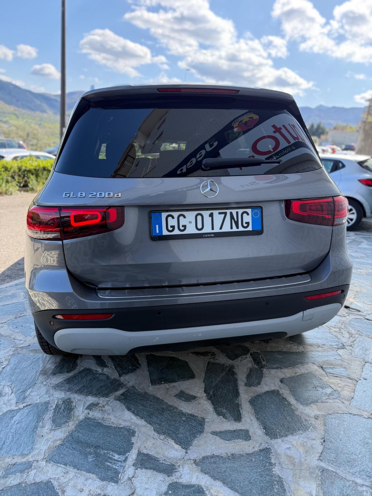 Mercedes-benzGLB 200 d Automatic SPORT