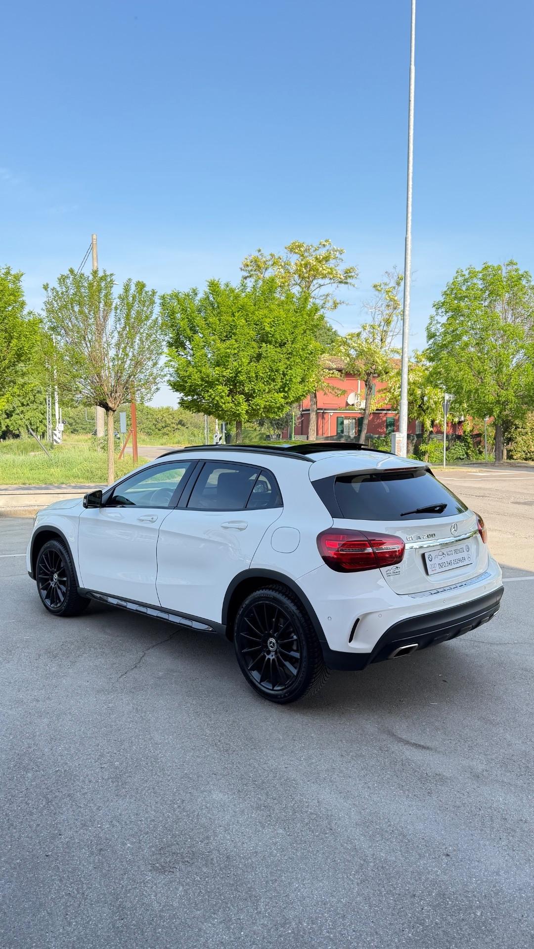 Mercedes-benz GLA 200 Premium night edition