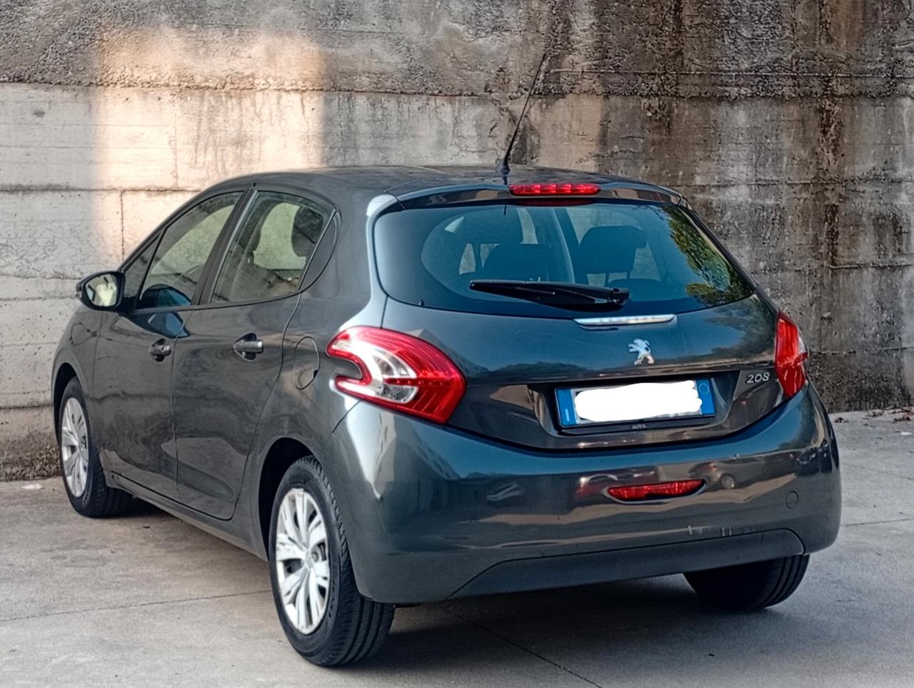 Peugeot 208 5porteBENZINA1.2 NEOP 2015 TRATTABILE