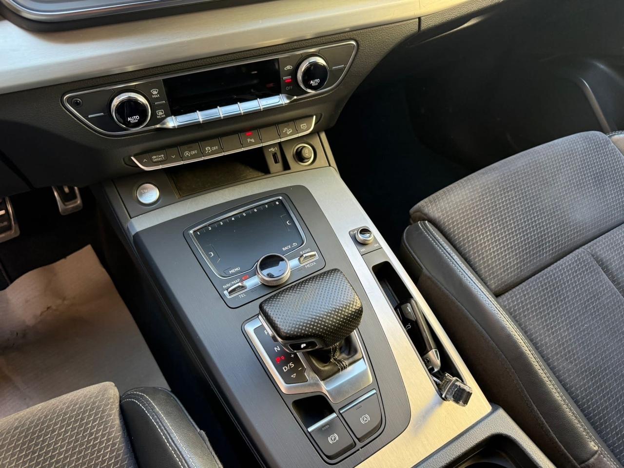 Audi Q5 40 TDI quattro S tronic line plus