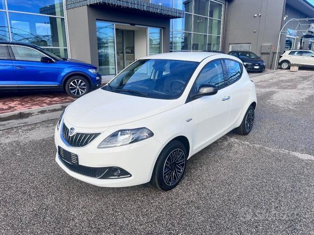LANCIA Ypsilon 1.0 FireFly 5 porte S&S Hybrid Go
