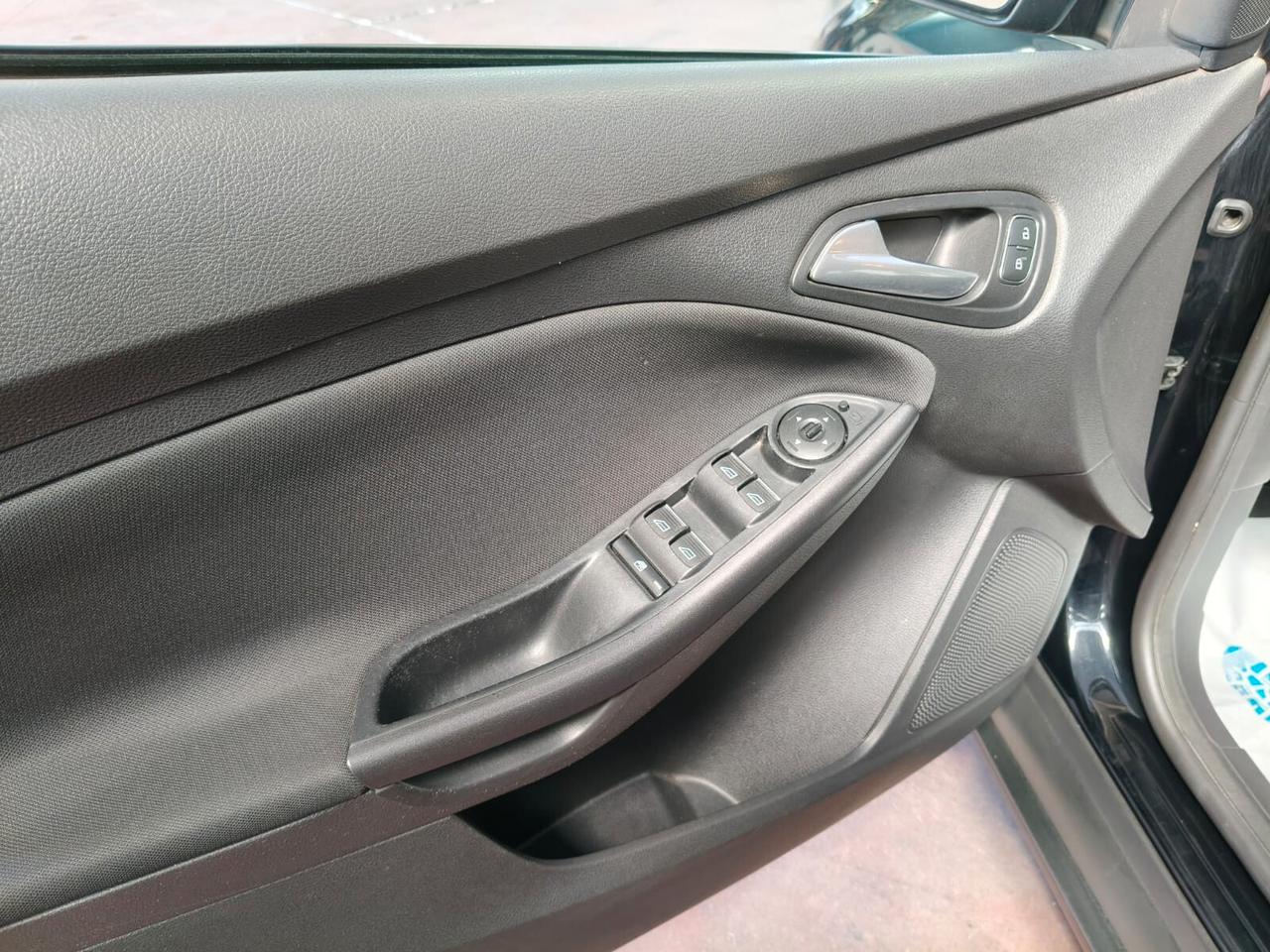 Ford Focus 1.5 TDCi 120 CV Start&Stop Powershift SW Business