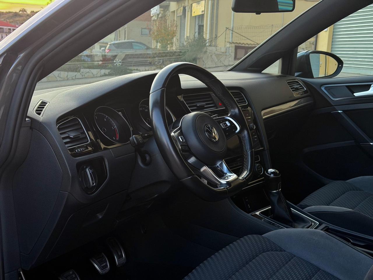 Volkswagen Golf 7.5 1.6 TDI 116CV R Line 2018