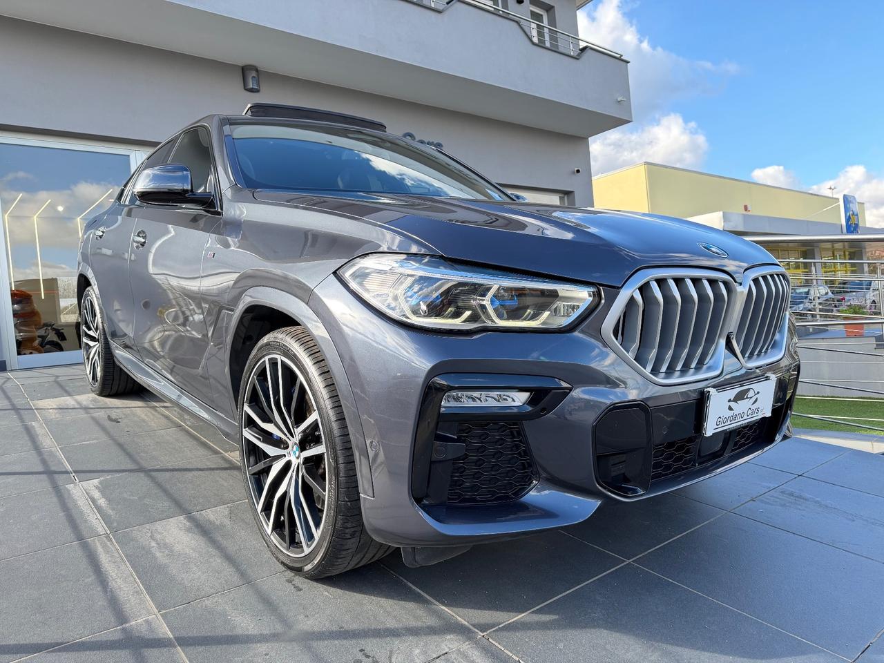 Bmw X6 xDrive30d Msport tetto apribile full in garanzia