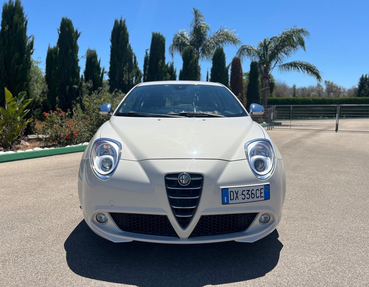 Alfa Romeo MiTo 1.4 78 CV NEOPATENTATI Distinctive Sport Pack DNA
