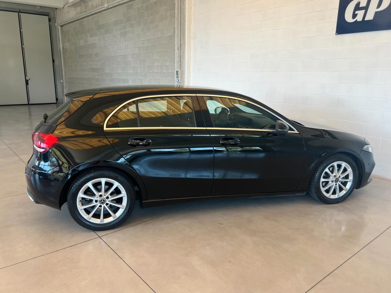 Mercedes-benz A 180 d Automatic Sport ok neopatentati