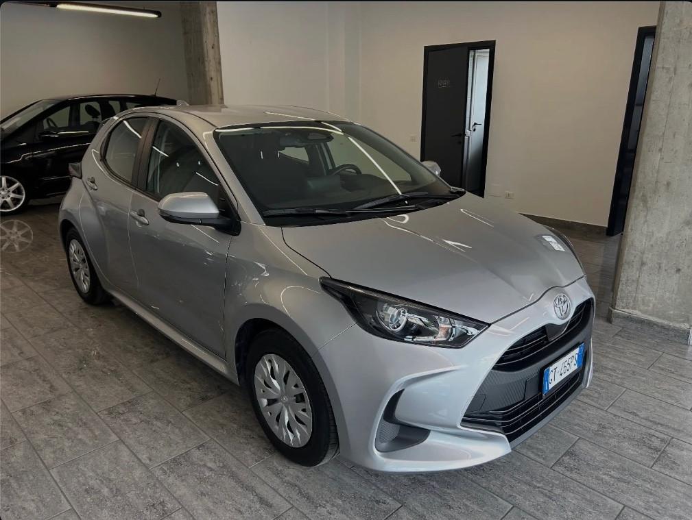 Toyota Yaris 1.5 Hybrid 5 porte Active