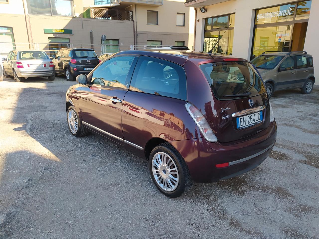 Lancia Ypsilon 1.3 MJT 75 CV Elle Neopatentati