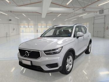 VOLVO XC40 T2 AUTOMATICO MOMENTUM CORE SUV
